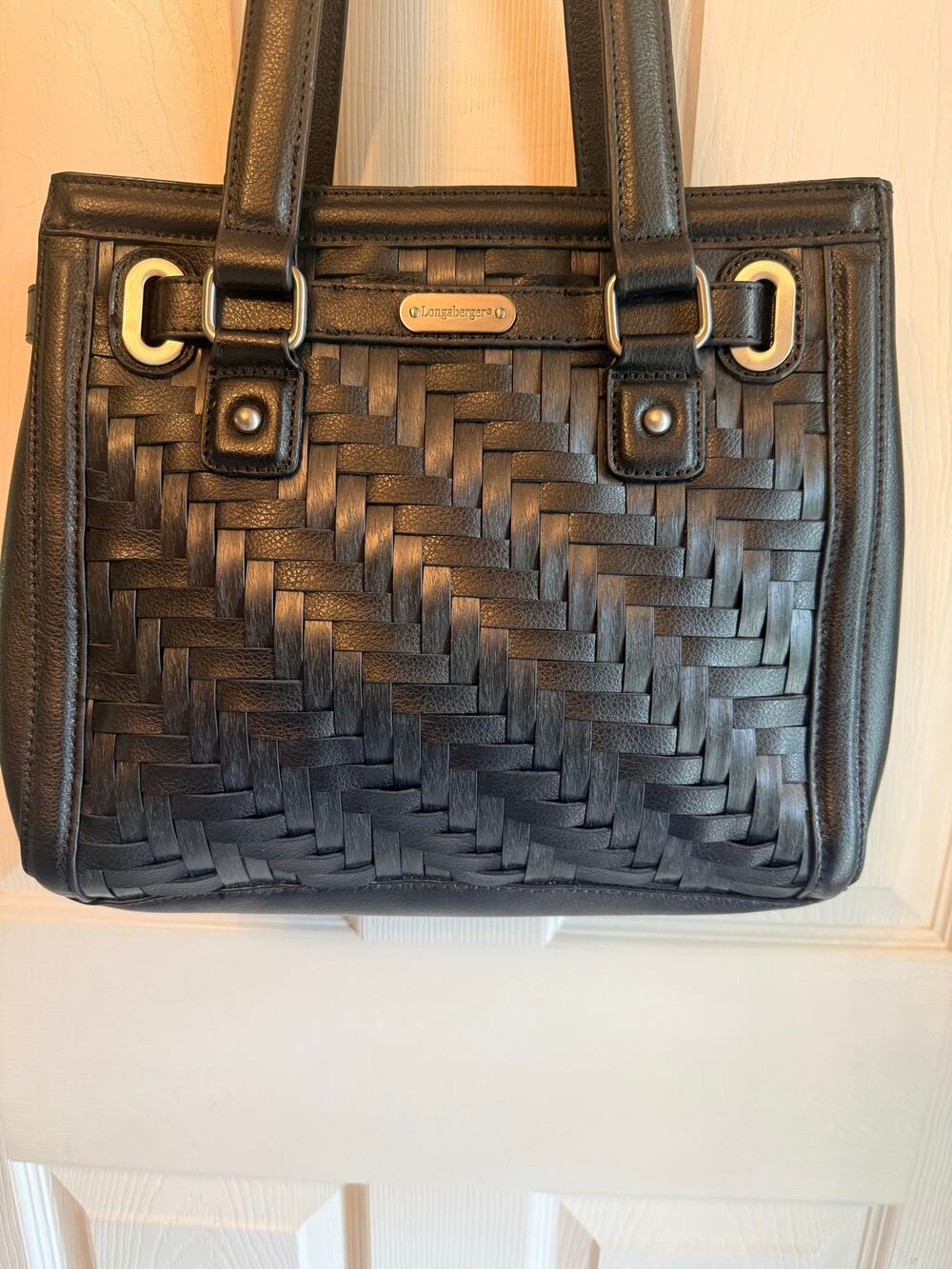 Longaberger Leather Shoulder Handbag Purse Woven Basket
Artsy Herringbone Modern